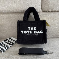 MARC JACOBS TOTE