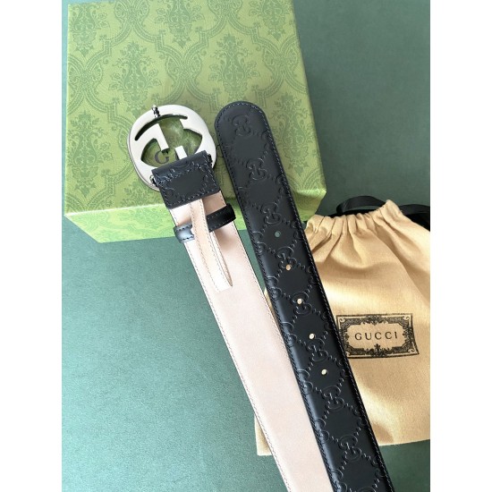 Gucci D886240 Gucci D886240