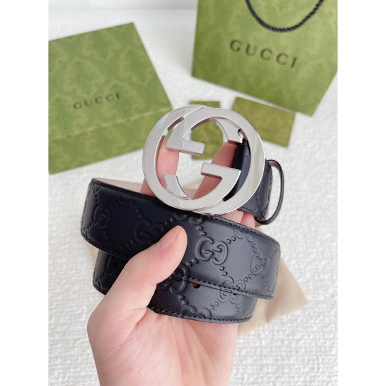 Gucci D886240 Gucci D886240