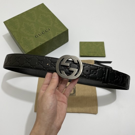 Gucci D886240 Gucci D886240