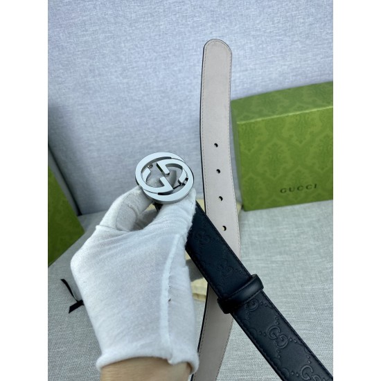 Gucci D886240 Gucci D886240