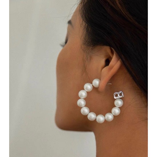 YX80A10❤️珍珠耳环 王炸系列 专柜同步 更新 简约造型耳环 经典造型搭配 设计感十足