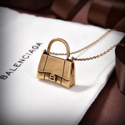 项链YX80A00❤️ Balenciaga新款艺术感十足包包项链 黄铜材质雕刻图案！超炸Chic感 ，简洁百搭、文艺个性，带给你时髦体验 墙裂推荐！