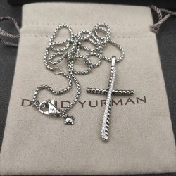 Hl75900David Yurman 十字架项链。带钻款和分色款链条粗2mm，长度45+5cm延迟长链