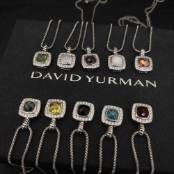 Hl64900David Yurman  主石7mm四方钻项链。紫、红、蓝、黑、黄、香槟、绿、白玛瑙、白钻、满钻共十种款式。链条粗1.5mm，长度45+5cm延迟链     编号DYXL-021-03