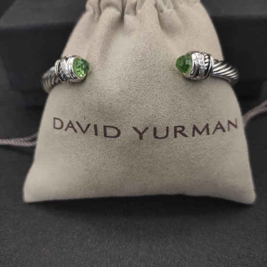 Hl75900David Yurman 5mm旋转镶嵌钻浅绿钻手镯。建议适合佩戴的手围15-20cm