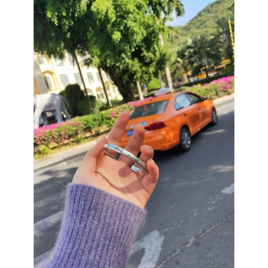 手镯 手镯