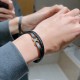 双G经典款系列复古银手链 手绳尺寸:18.5>19.5>20.5>21.5厘米 细节对版做旧处理 非市面亮面版型 这款一直在出 古驰里面热卖款 非常好搭配潮流衣服 双G经典款系列复古银手链 手绳尺寸:18.5>19.5>20.5>21.5厘米 细节对版做旧处理 非市面亮面版型 这款一直在出 古驰里面热卖款 非常好搭配潮流衣服