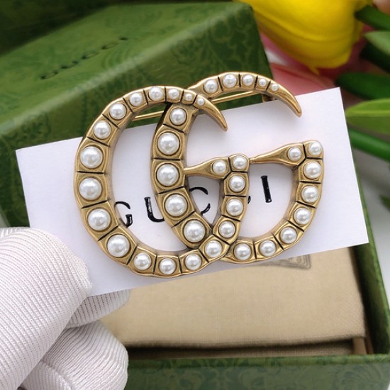 WS80A10古驰gucci 胸针2021新款 复古风格 时尚 造型 设计很漂亮专柜材质 WS80A10古驰gucci 胸针2021新款 复古风格 时尚 造型 设计很漂亮专柜材质