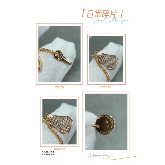 V金材质 258A50加厚版,锁头钥匙手链,进口高碳钻 太考验师傅的手艺了 要确保每颗钻都镶嵌好,高端定制 V金材质 258A50加厚版,锁头钥匙手链,进口高碳钻 太考验师傅的手艺了 要确保每颗钻都镶嵌好,高端定制