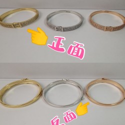 皮带扣手镯❗精工版❗全名网红款❗属最赞的一款，特别的简约大方，多美，自己看哈而且，✨[机智][机智]什么都别说，先自留，三色可选，玫瑰金色，金色，银色MC8A40