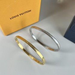 HY80900。LV手镯，独家 LV经典老花宽手镯
