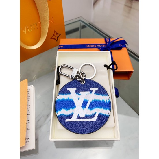 LV ESCALE 包饰与钥匙扣 LV ESCALE 包饰与钥匙扣