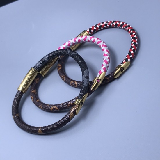 编号:BD614808皮绳 新品花纹双色皮绳 长度:17.5 19.5 编号:BD614808皮绳 新品花纹双色皮绳 长度:17.5 19.5
