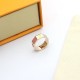 HL90551驴家戒指Play-It 戒指以诙谐意趣展现路易威登标识与 Monogram 花卉,将其与恰似骰子图案的波点共同排列于多面金属指环上,释放视觉冲击。到货6-7-8-9拿三色 HL90551驴家戒指Play-It 戒指以诙谐意趣展现路易威登标识与 Monogram 花卉,将其与恰似骰子图案的波点共同排列于多面金属指环上,释放视觉冲击。到货6-7-8-9拿三色