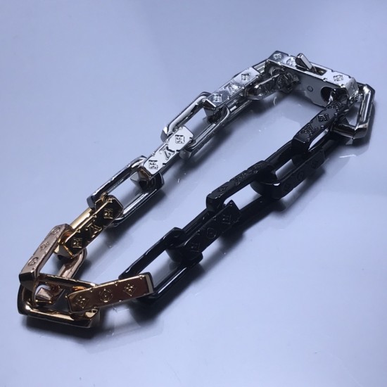 新品竹节间色手链 编号:CJ814900 新品竹节间色手链 编号:CJ814900