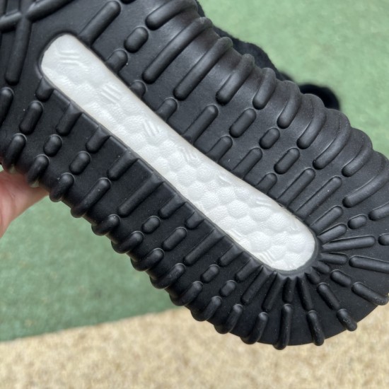 椰子750黑色 全新版本⚡️Adidas Yeezy Boost 750 black 侃爷 黑椰子全黑 BB1839 椰子750黑色 全新版本⚡️Adidas Yeezy Boost 750 black 侃爷 黑椰子全黑 BB1839