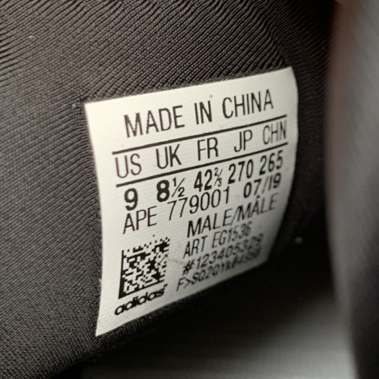 椰子篮球鞋 YEEZY BSKTBL 篮球鞋3M反光 椰子 黑灰银 EG1536 尺码:40-46 椰子篮球鞋 YEEZY BSKTBL 篮球鞋3M反光 椰子 黑灰银 EG1536 尺码:40-46