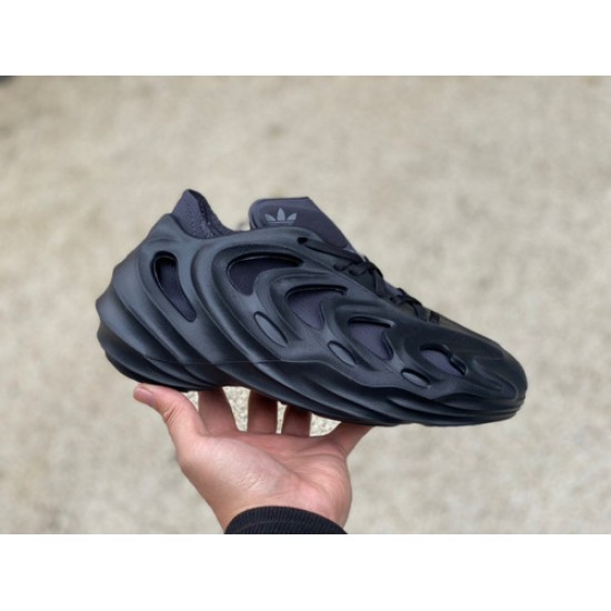 洞洞鞋2.0黑魂 Adidas Originals adiFOM Q 侃爷 灰色 潮流运动休闲鞋 hp6586 洞洞鞋2.0黑魂 Adidas Originals adiFOM Q 侃爷 灰色 潮流运动休闲鞋 hp6586