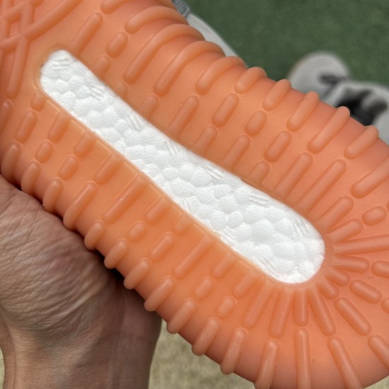 椰子750夜光 全新版本⚡️Adidas Yeezy 750 Boost Glow Dark侃爷夜光灰椰子BB1840 椰子750夜光 全新版本⚡️Adidas Yeezy 750 Boost Glow Dark侃爷夜光灰椰子BB1840