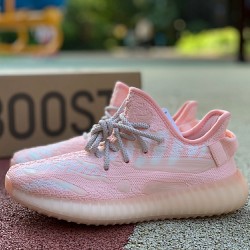 350v3粉水滴 Yeezy 350 V3 Runner 粉水滴鞋面夜光半透明橡胶覆盖，类似于水滴的流体轮廓，非常独特 依然Boost加持 FC9217