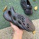 洞洞鞋黑色 adidas Yeezy Foam Runner “Onyx” HP8739 洞洞鞋黑色 adidas Yeezy Foam Runner “Onyx” HP8739