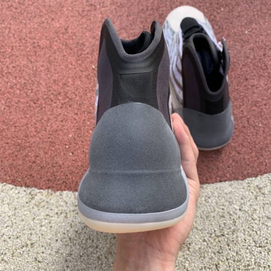 椰子篮球鞋 纯原版 Adidas Yeezy Basketball QNTM 黑灰拼接休闲版椰子篮球鞋 Q46473 尺码:40-46.5 椰子篮球鞋 纯原版 Adidas Yeezy Basketball QNTM 黑灰拼接休闲版椰子篮球鞋 Q46473 尺码:40-46.5
