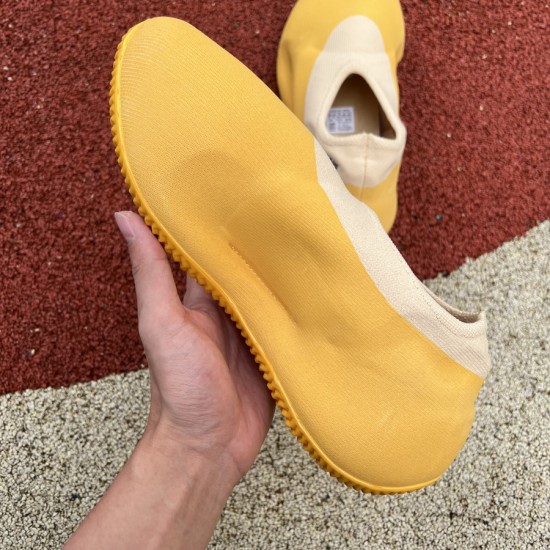 椰子玉米 正常尺码的⚡️Adidas YEEZY " Sulfur " 阿菜 Knit Runner 硫磺色椰子运动鞋 GW5353 椰子玉米 正常尺码的⚡️Adidas YEEZY " Sulfur " 阿菜 Knit Runner 硫磺色椰子运动鞋 GW5353