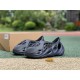 洞洞鞋午夜蓝 Adidas Yeezy Foam Runner矿物蓝水泥深蓝镂空洞洞运动拖鞋GV7903 洞洞鞋午夜蓝 Adidas Yeezy Foam Runner矿物蓝水泥深蓝镂空洞洞运动拖鞋GV7903