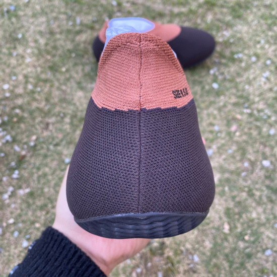 椰子棉鞋黑棕色 Adidas Yeezy Knit Runner 黑棕 石炭 椰子 休闲鞋GY1759 椰子棉鞋黑棕色 Adidas Yeezy Knit Runner 黑棕 石炭 椰子 休闲鞋GY1759