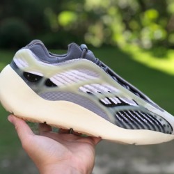 椰子700v3灰白 Adidas Yeezy 700 V3椰子 跑步鞋 ID1674