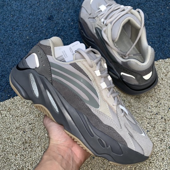 椰子700v2火山灰 特供版本出货 Adidas Yeezy 700V2 Tephra 椰子700 火山灰老爹鞋 FU7914 尺码:36-46.5 椰子700v2火山灰 特供版本出货 Adidas Yeezy 700V2 Tephra 椰子700 火山灰老爹鞋 FU7914 尺码:36-46.5
