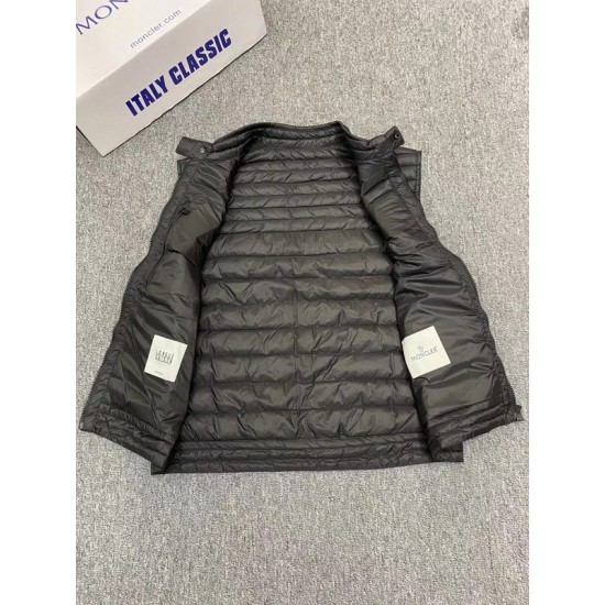 Moncler M052 Moncler M052