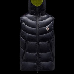 MONCLER Demy