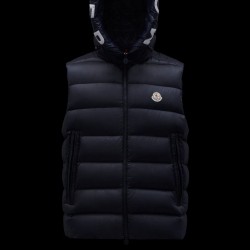 MONCLER Montreuil