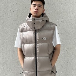 Moncler M096