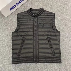 Moncler M052