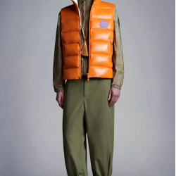 2 MONCLER 1952 MAN Parken Vest