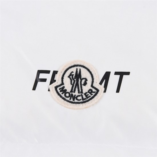 Moncler M096 Moncler M096