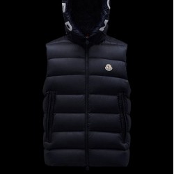MONCLER Montreuil
