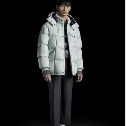 MONCLER 32