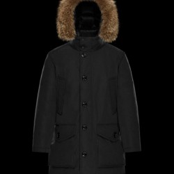 MONCLER RIVER