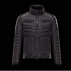 MONCLER BAHR