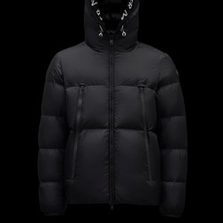 MONCLER Montcla