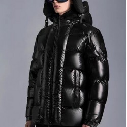 MONCLER Dougnac
