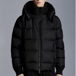 Moncler Deschamps