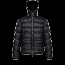 MONCLER JEANBART