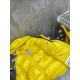 Moncler Jacket 蒙口新款错位双拉链设计,设计感满满。 颜色:黑色 黄色 Moncler Jacket 蒙口新款错位双拉链设计,设计感满满。 颜色:黑色 黄色
