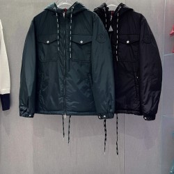 MONCLER  Menue
