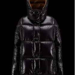 Moncler Parana Short Down Jacket